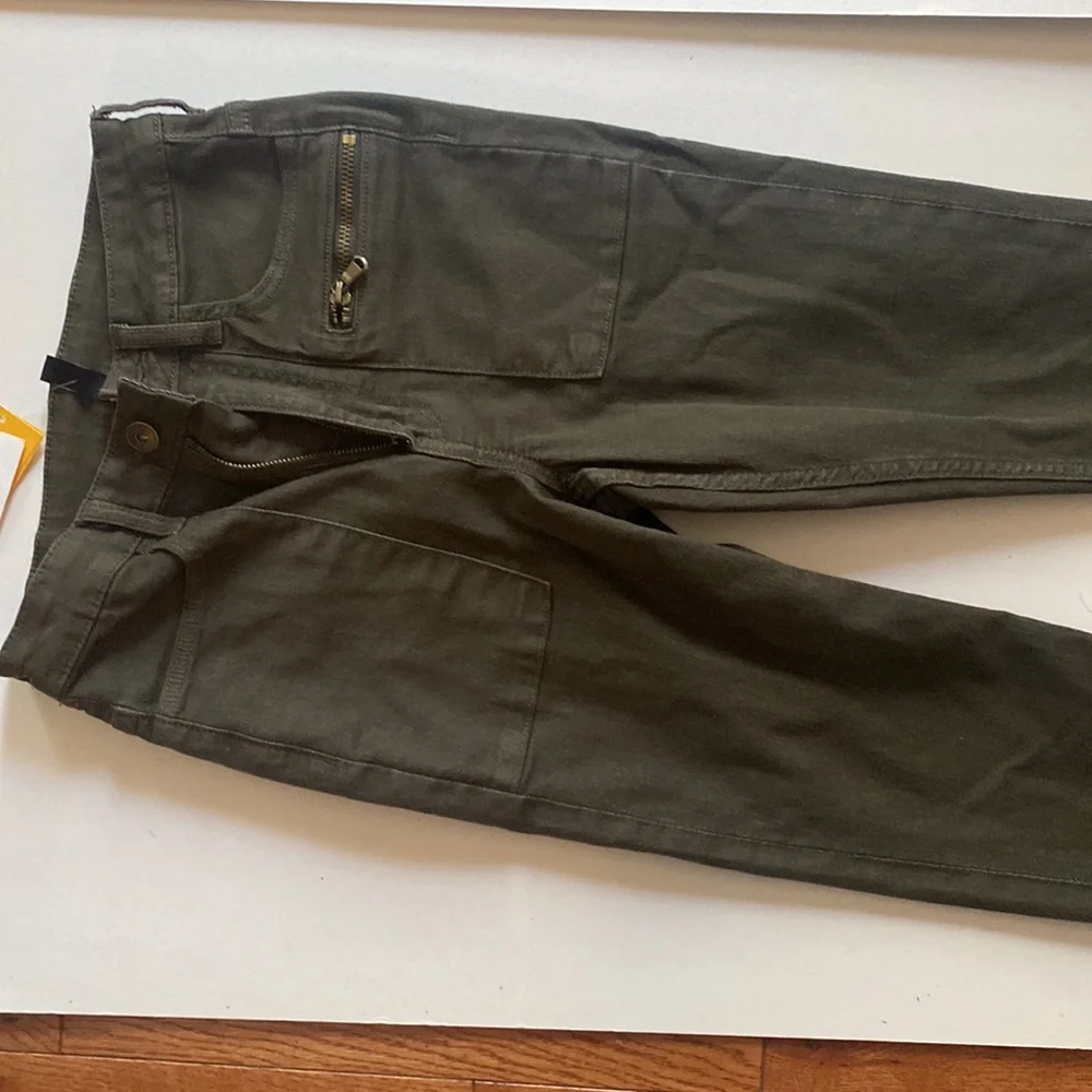 Jeans - Picture 2 of 3